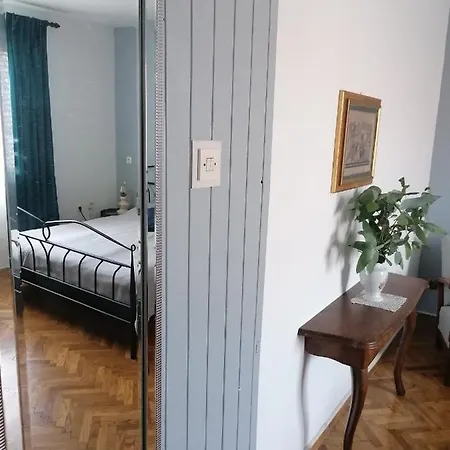 Arancia Apartment